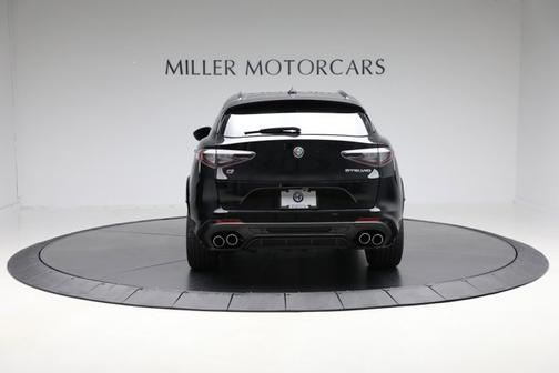 2024 Alfa Romeo Stelvio Quadrifoglio
