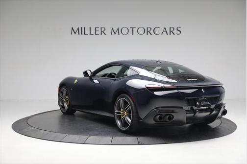 2022 Ferrari Roma Coupe