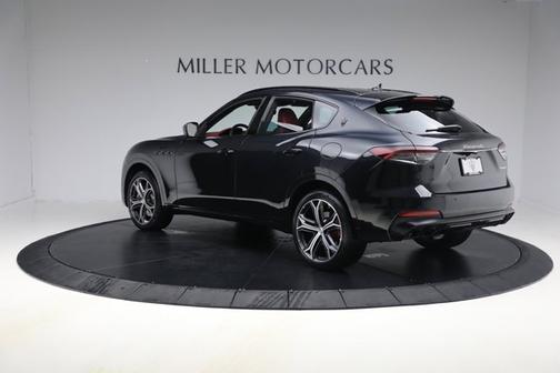 2022 Maserati Levante Modena
