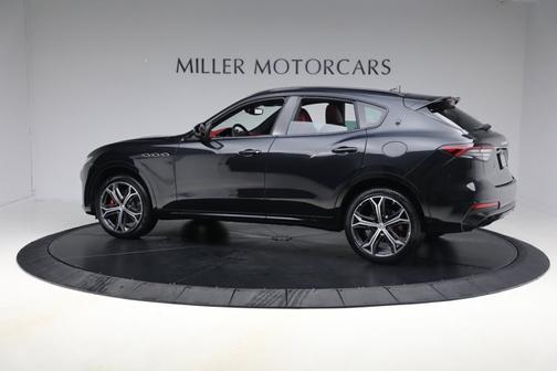 2022 Maserati Levante Modena