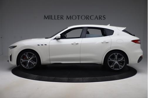 Bianco Alpi Pearlescent 2019 Maserati Levante Trofeo