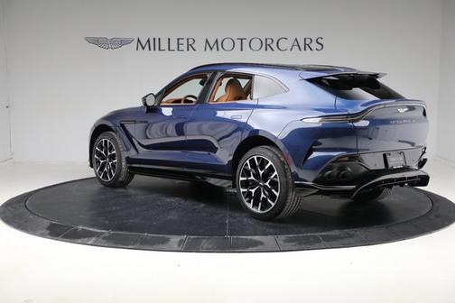 2023 Aston Martin DBX 707