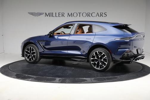 2023 Aston Martin DBX 707