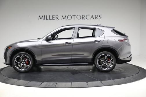 2025 Alfa Romeo Stelvio Sprint AWD