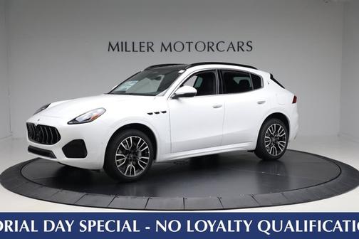 Bianco 2025 Maserati Grecale SUV