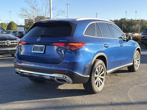 2025 Mercedes-Benz GLC 300 Base 4MATIC
