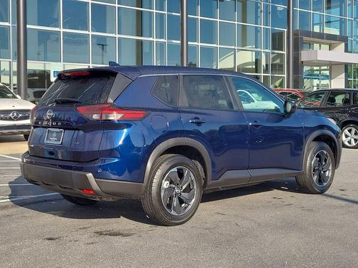 Deep Ocean Blue 2024 Nissan Rogue SV