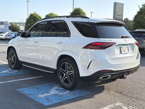 MANUFAKTUR Moonlight White Metallic 2026 Mercedes-Benz GLE 450 4MATIC