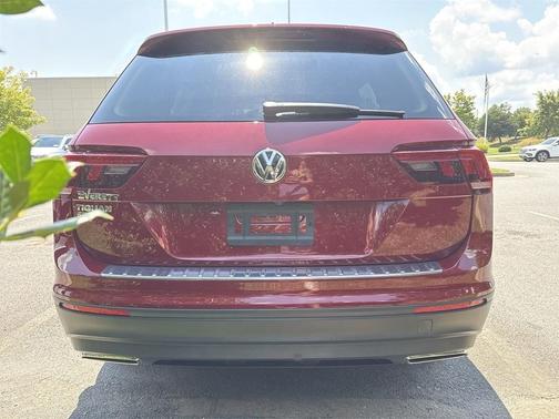 2019 Volkswagen Tiguan 2.0T SE