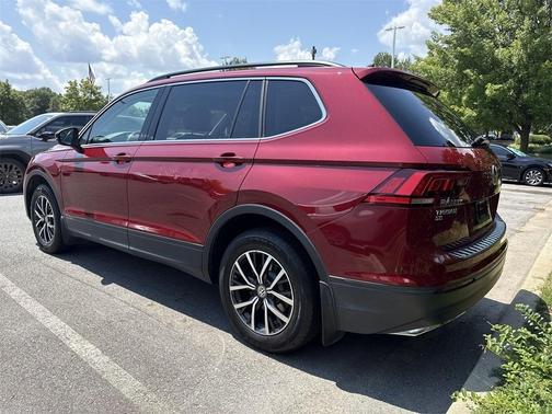 2019 Volkswagen Tiguan 2.0T SE