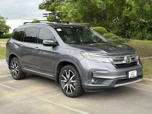 Modern Steel Metallic 2022 Honda Pilot Touring 7-Passenger