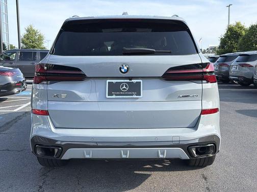 Brooklyn Gray Metallic 2024 BMW X5 xDrive40i