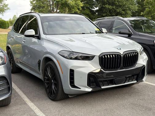 Brooklyn Gray Metallic 2024 BMW X5 xDrive40i
