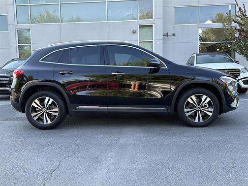 2025 Mercedes-Benz GLA 250 Base