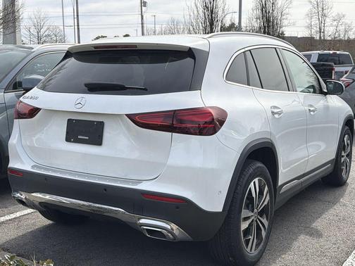 2025 Mercedes-Benz GLA 250 Base