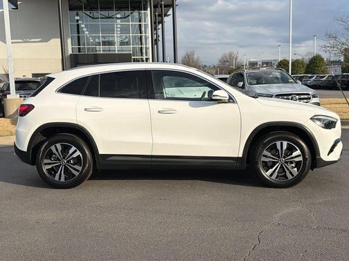 2025 Mercedes-Benz GLA 250 Base