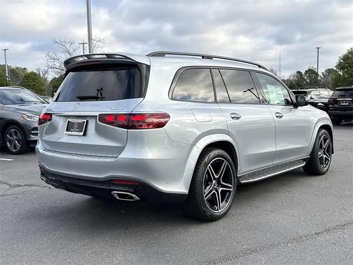 2026 Mercedes-Benz GLS 450 4MATIC
