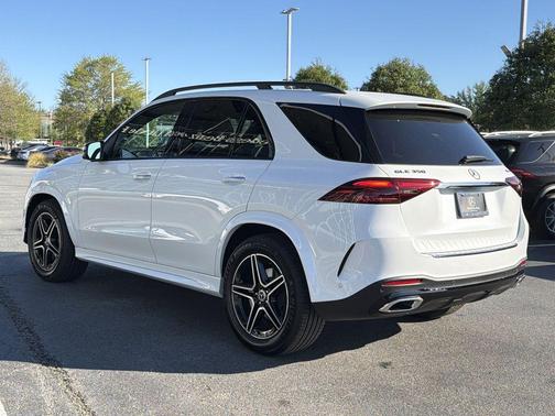 MANUFAKTUR Moonlight White Metallic 2026 Mercedes-Benz GLE 350 Base 4MATIC