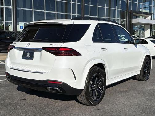 MANUFAKTUR Moonlight White Metallic 2026 Mercedes-Benz GLE 350 Base 4MATIC