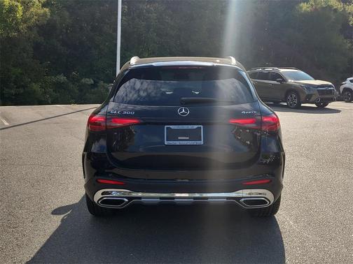 2026 Mercedes-Benz GLC 300 Base 4MATIC