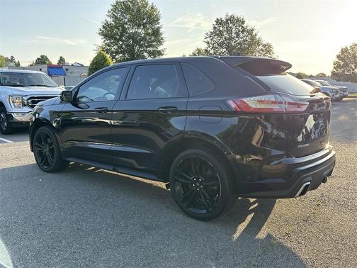 2019 Ford Edge ST