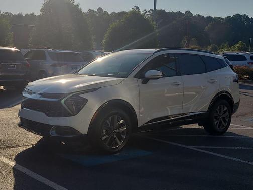 Snow White Pearl 2025 Kia Sportage Hybrid SX-Prestige