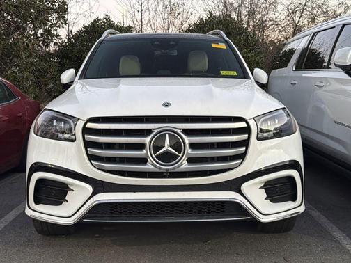 2024 Mercedes-Benz GLS 450 4MATIC