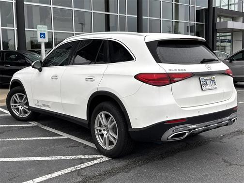 2025 Mercedes-Benz GLC 300 Base