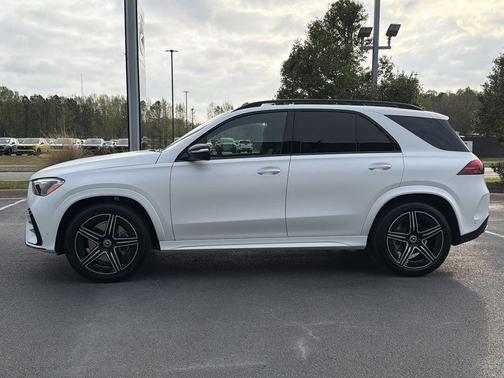 Moon 2026 Mercedes-Benz GLE 450 4MATIC