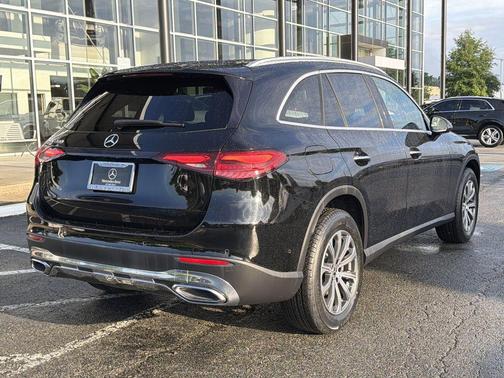 Black 2024 Mercedes-Benz GLC 300 Base