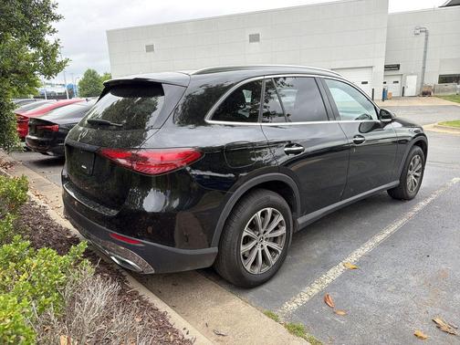 Black 2024 Mercedes-Benz GLC 300 Base
