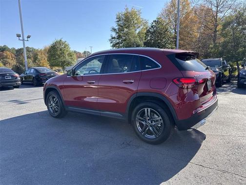 2025 Mercedes-Benz GLA 250 Base