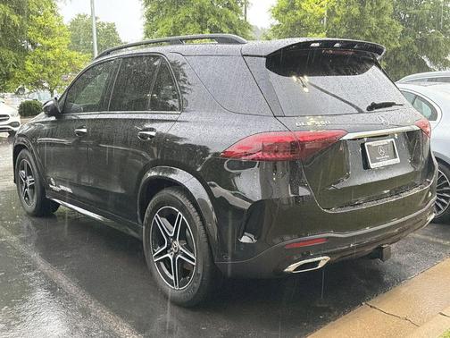 Obsidian Black Metallic 2026 Mercedes-Benz GLE 350 Base 4MATIC