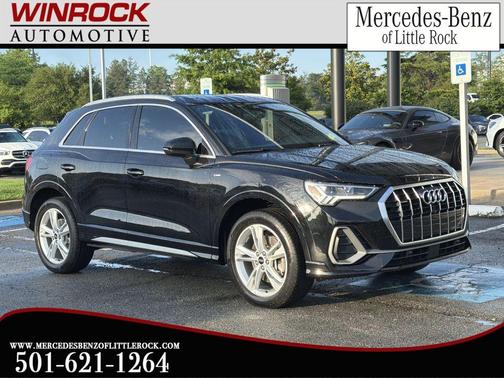 Mythos Black Metallic 2023 Audi Q3 45 S line Premium