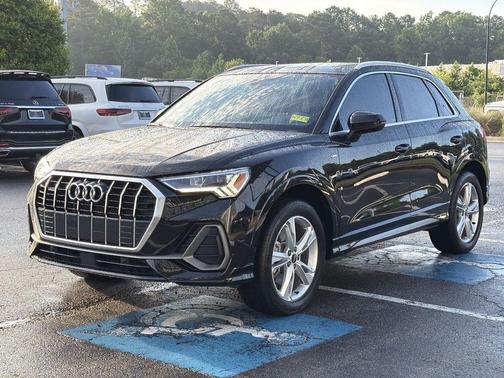 Mythos Black Metallic 2023 Audi Q3 45 S line Premium