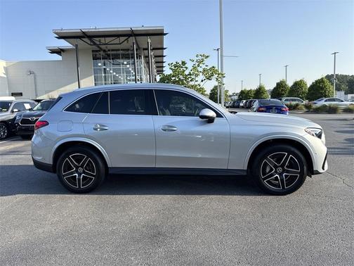 2025 Mercedes-Benz GLC 350e Base 4MATIC