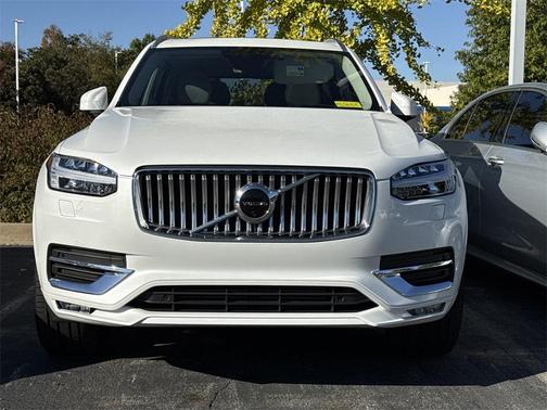 2022 Volvo XC90 T6 Inscription 6 Passenger