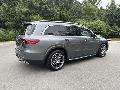 2025 Mercedes-Benz GLS 450 4MATIC