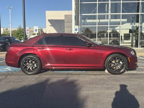 Velvet Red Pearlcoat 2023 Chrysler 300 Touring L