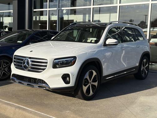 Polar White 2025 Mercedes-Benz GLB 250 Base 4MATIC
