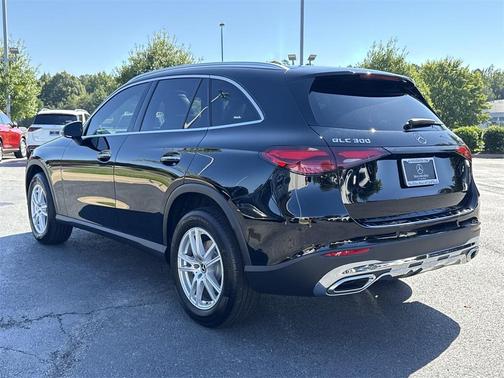 2023 Mercedes-Benz GLC 300 Base 4MATIC