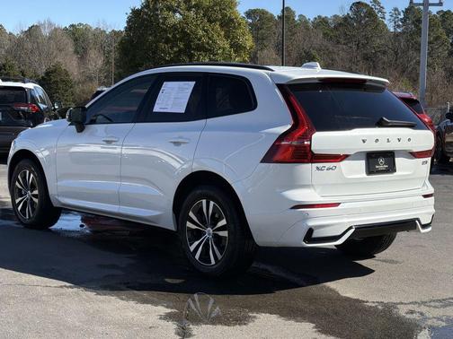 2024 Volvo XC60 B5 Core
