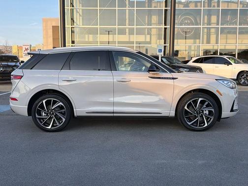 2024 Lincoln Corsair Grand Touring