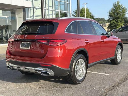MANUFAKTUR Cardinal Red Metallic 2023 Mercedes-Benz GLC 300 Base 4MATIC
