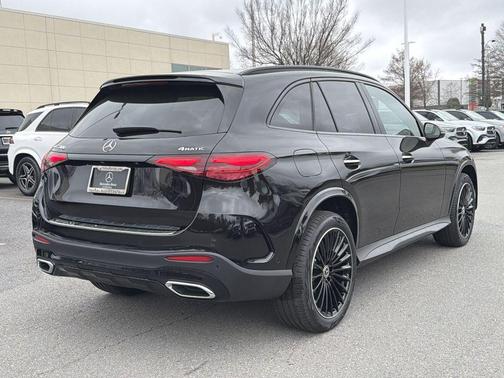 Obsidian Black 2026 Mercedes-Benz GLC 300 Base 4MATIC