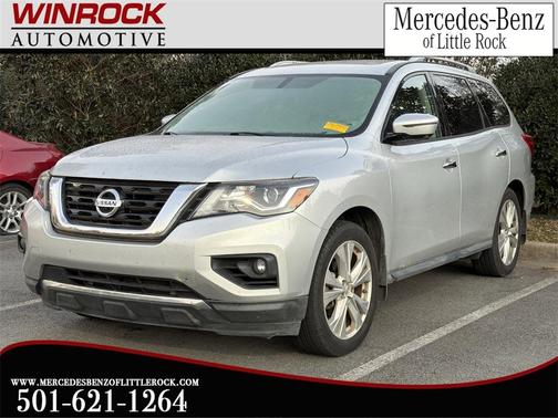 2018 Nissan Pathfinder SL
