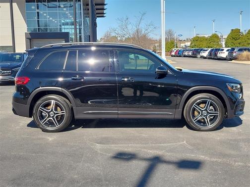 2025 Mercedes-Benz GLB 250 Base