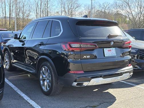 2023 BMW X5 sDrive40i