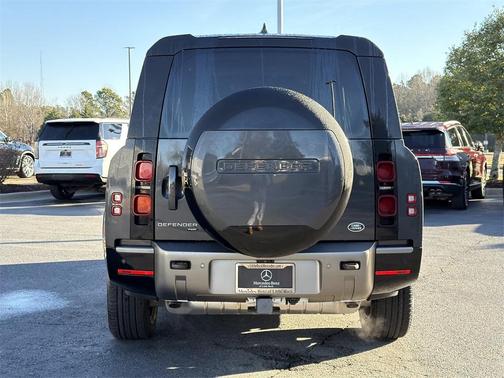 2023 Land Rover Defender X-Dynamic SE