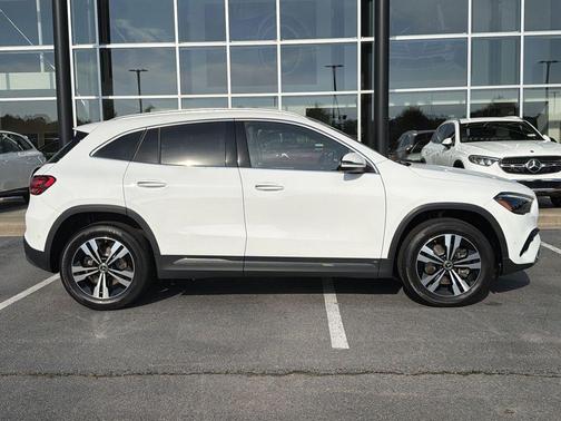 Polar White 2026 Mercedes-Benz GLA 250 Base